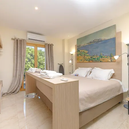Notus Chania Crete 公寓式酒店 干尼亞