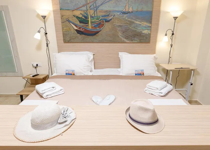 Готель Notus Chania Crete 3*